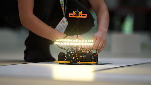 Vzdelávanie a experimenty s hardvérom